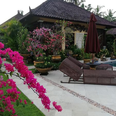 Villa Gusmania Candi Dasa  Exterior photo